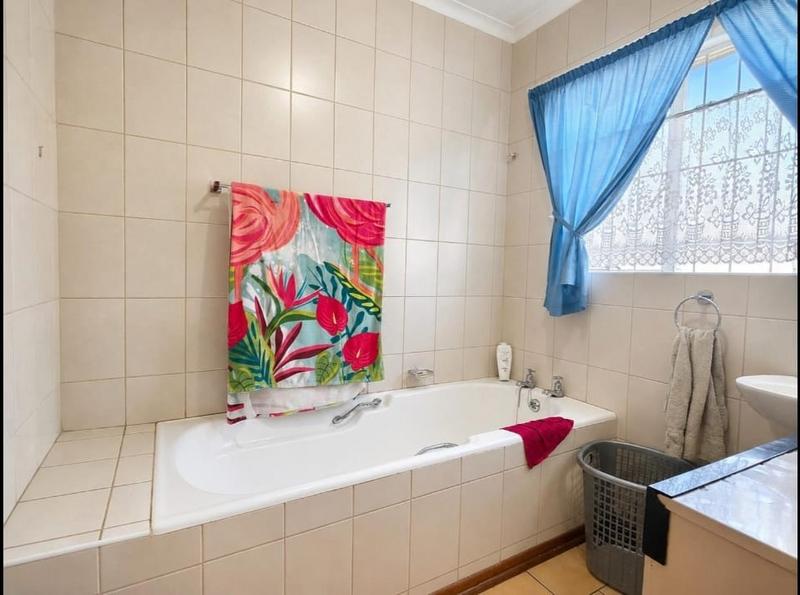 4 Bedroom Property for Sale in Fauna Free State
